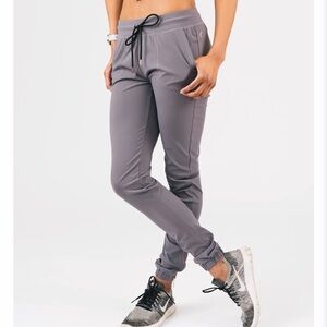 Zyia Dark Gray Peak Zipper Joggers (Long) 31"